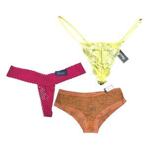 Fredericks of Hollywood NWT Set of 3 Thong Lace Panty Bundle Sz 1XL Womens Red B